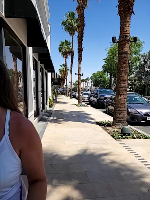 justindmalik's tweet photo. Justelectric found #bitcoin in a Blue vault at this location! Join me playing #coinhuntworld, It's awesome! https://t.co/Eeer2jydfG #cryptocurrency #2534835 https://t.co/lK37hLihgA
