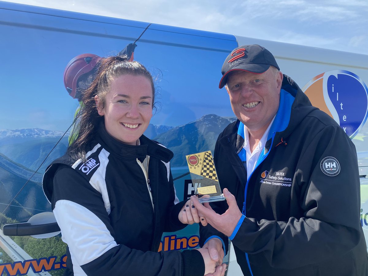 MondelloFiestas's tweet photo. Eduardo Gonzaga and James Byrne took a win and a second each in the @SiltexSafety  Rookie Cup at Bishopscourt Race Circuit today and a delighted Kelsey Kirby completed the podium in third in both races! 🚦🏁🏆 https://t.co/hSGWtCItgc