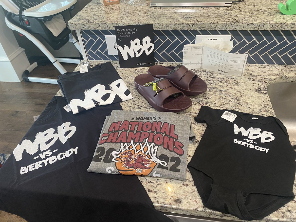 jtitas's tweet photo. @dawnstaley Hope I did Mother’s Day right! @WBB_sport @oofos https://t.co/AoMB6dgJZP