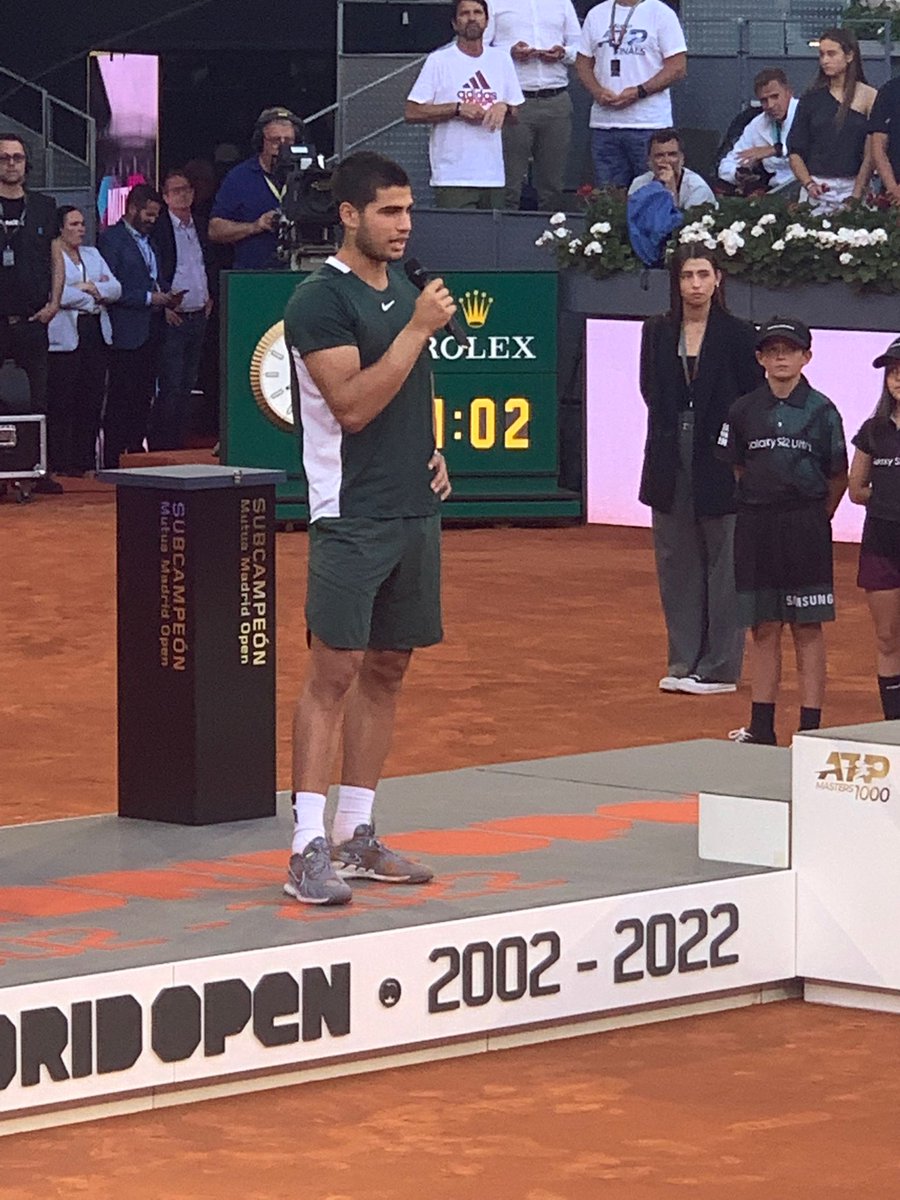 ricohspain's tweet photo. Este 20ª edición de @MutuaMadridOpen cierra por todo lo alto: Alcaraz se alza con su segundo Masters 1000 y se proclama el vencedor más joven del torneo tras derrotar a Nadal, Djokovic y Zverev.
Toda una historia por delante.
¡Enhorabuena @alcarazcarlos03! 👏🎉
#SponsorOficial https://t.co/rCkKrh7All