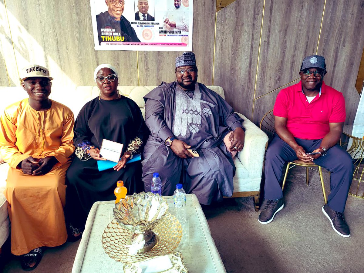 HonAminuSuleim's tweet image. As i continue my journey of spreading the good news of @Official_ABAT to every nooks and corner of the world.
With Iyaloja General, Mrs Folasade Tinubu Ọjọ́ the eldest daughter of the Incoming President of Nigeria did hosts the T.S.O (Diaspora) in Dubai this afternoon. - HAS