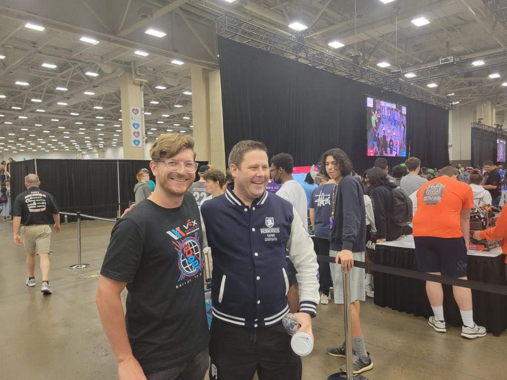 Had a great trip this week to compete at #VEXWorlds2022 <a href="/VEXRobotics/">VEX Robotics</a> @PPHSIndyNorth <a href="/PPHSRobotics/">Purdue Polytechnic North Robotics</a> I even found Coach Duffey from England!