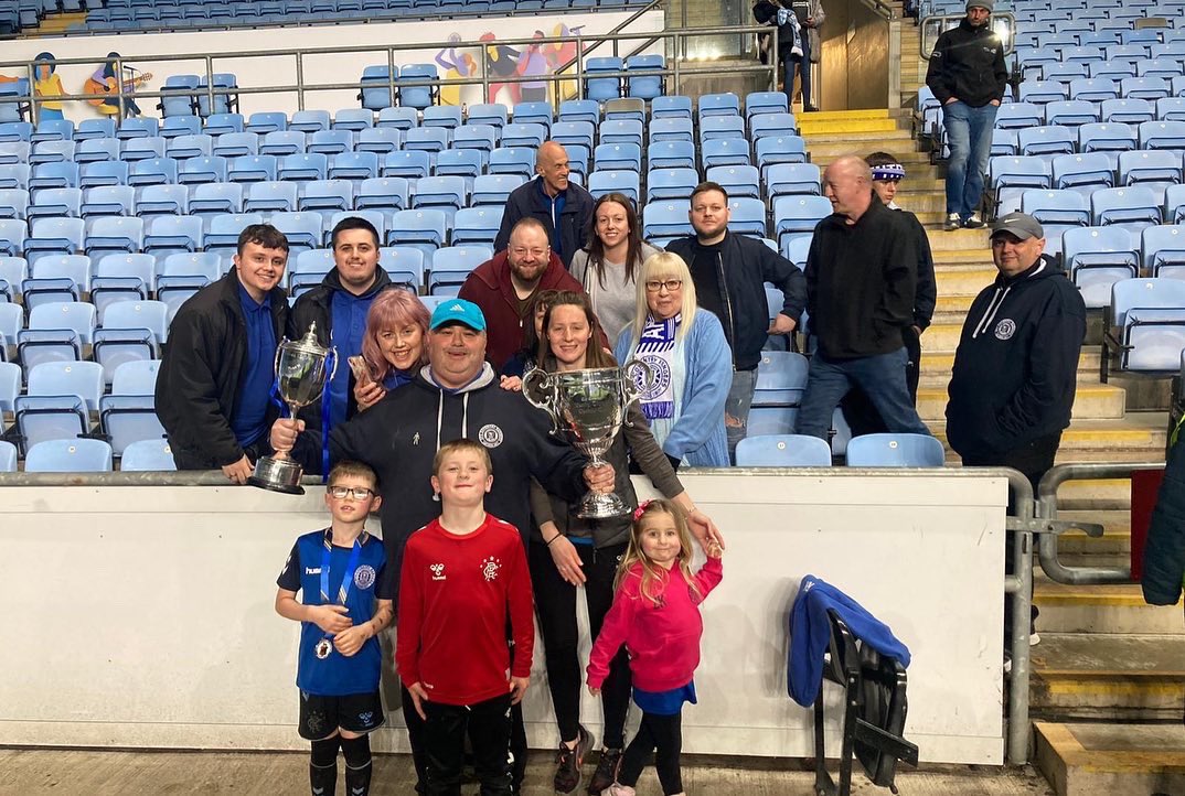 KevKingham's tweet photo. Few pics with the family xx xx xx x @Cv4SocMedia @AFCCovRangers #StrongerAsOne #cv4 https://t.co/owgTAyxAAE