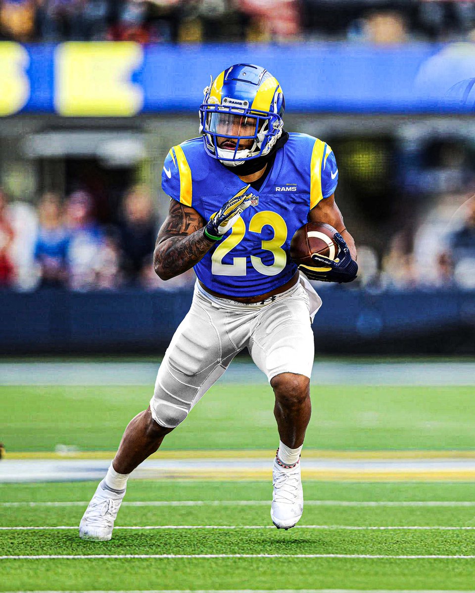 RambLAngMan's tweet photo. How does @Kyrenwilliams23 look in LA colors?

Swap: @jacksondsgns https://t.co/BqxppNNxyr