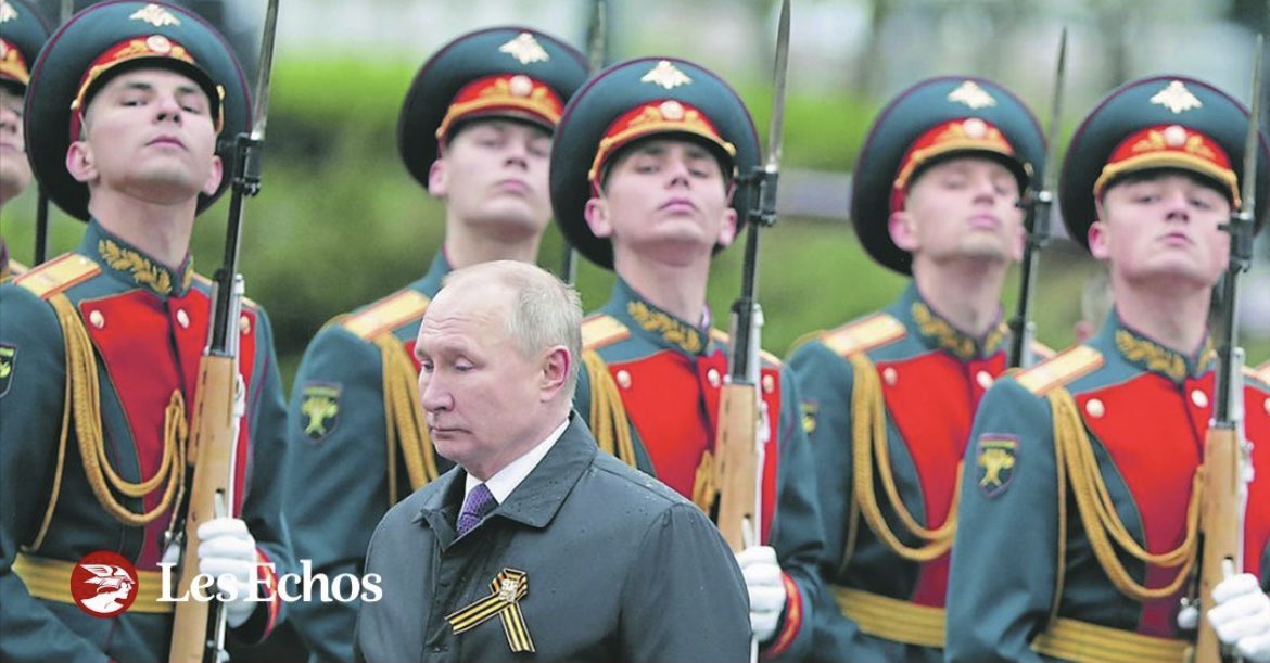 MagitteriJ's tweet photo. Comment fêter la grandeur du passé, quand le présent est à ce point inquiétant? Le 9 mai est aussi le jour de la fête de l'Europe, l'anniversaire de la déclaration Schumann de 1950.Exaltation de la force guerrière d'un côté, célébration de la Paix retrouvée de l’autre. https://t.co/EPTpXs5y7z