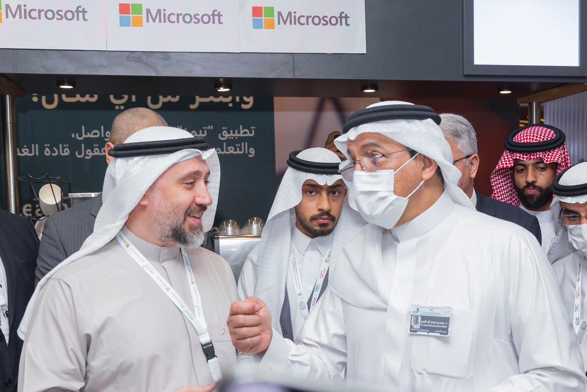 tmalharbi's tweet photo. في إطار اهتمام مايكروسوفت  بالتحول الرقمي لقطاع التعليم في المملكة، سعدنا بمشاركتنا كراعي ماسي في #المؤتمر_والمعرض_الدولي_للتعليم لعرض أحدث الابتكارات والحلول التقنية لمواجهة التحديات التي تواجه قطاع التعليم
https://t.co/KRZroBNTwT https://t.co/djmn5IV6Mx