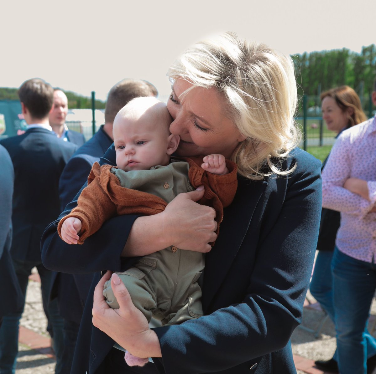 MLP_officiel's tweet photo. 🥰 https://t.co/201qo5IOVN