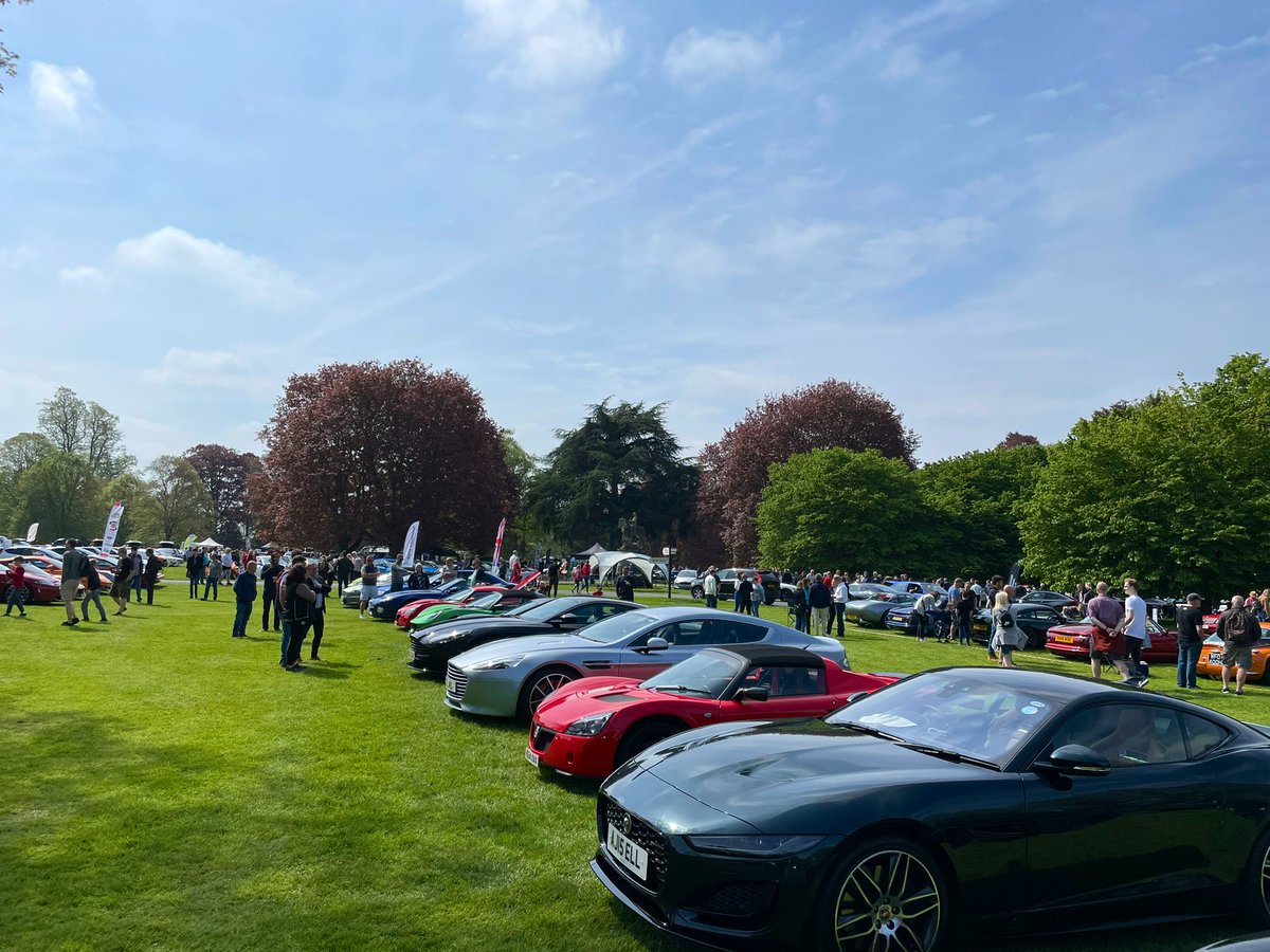 mattjameswright's tweet photo. Brilliant morning at a local cars in the park. Over 1200 showed up!
Feels great have these events back.
Enjoyed the spirited drive over with @leedssupercarmt too π
#scitp https://t.co/M9rdni1J5m