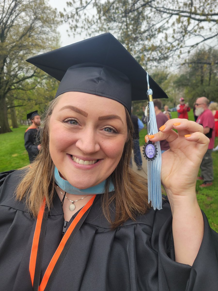 jenschomer's tweet photo. It's a beautiful day to graduate!!! #secondmastersdegree #cadre43 #TrustTheProcess #yesand https://t.co/PCrqPKYLcc