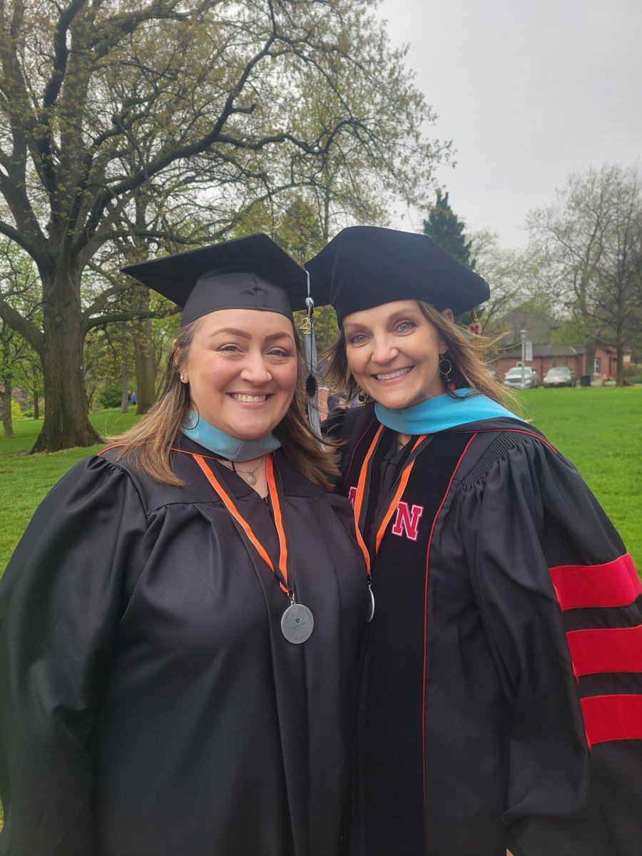 jenschomer's tweet photo. It's a beautiful day to graduate!!! #secondmastersdegree #cadre43 #TrustTheProcess #yesand https://t.co/PCrqPKYLcc