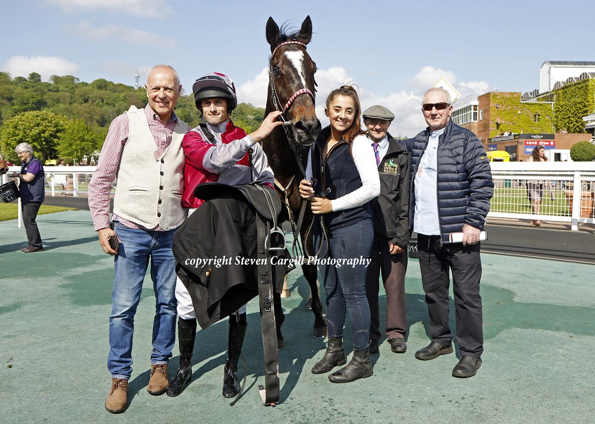 Steven_Cargill's tweet photo. 3rd win for 6yo g PLEDGE OF HONOUR (Shamardal) @BennettC94 in 10f handicap @NottsRacecourse yesterday for owner / trainer Dean Ivory https://t.co/idqCO4cjLq