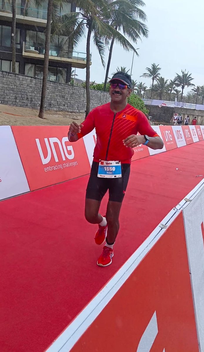 nccwbskm's tweet photo. Col Anjan Sengupta of 61 Bengal Bn  successfully completed #IronMan  70.3 in Danang, Vietnam today in 6h 43 mins involving a 1.9 km Swim in South China Sea, bike course of 90kms finished off with a 21.1 Kms Run totalling  70.3miles.
@drajaykumar_ias @HQ_DG_NCC @ProDefKolkata https://t.co/uAawTgW9gK