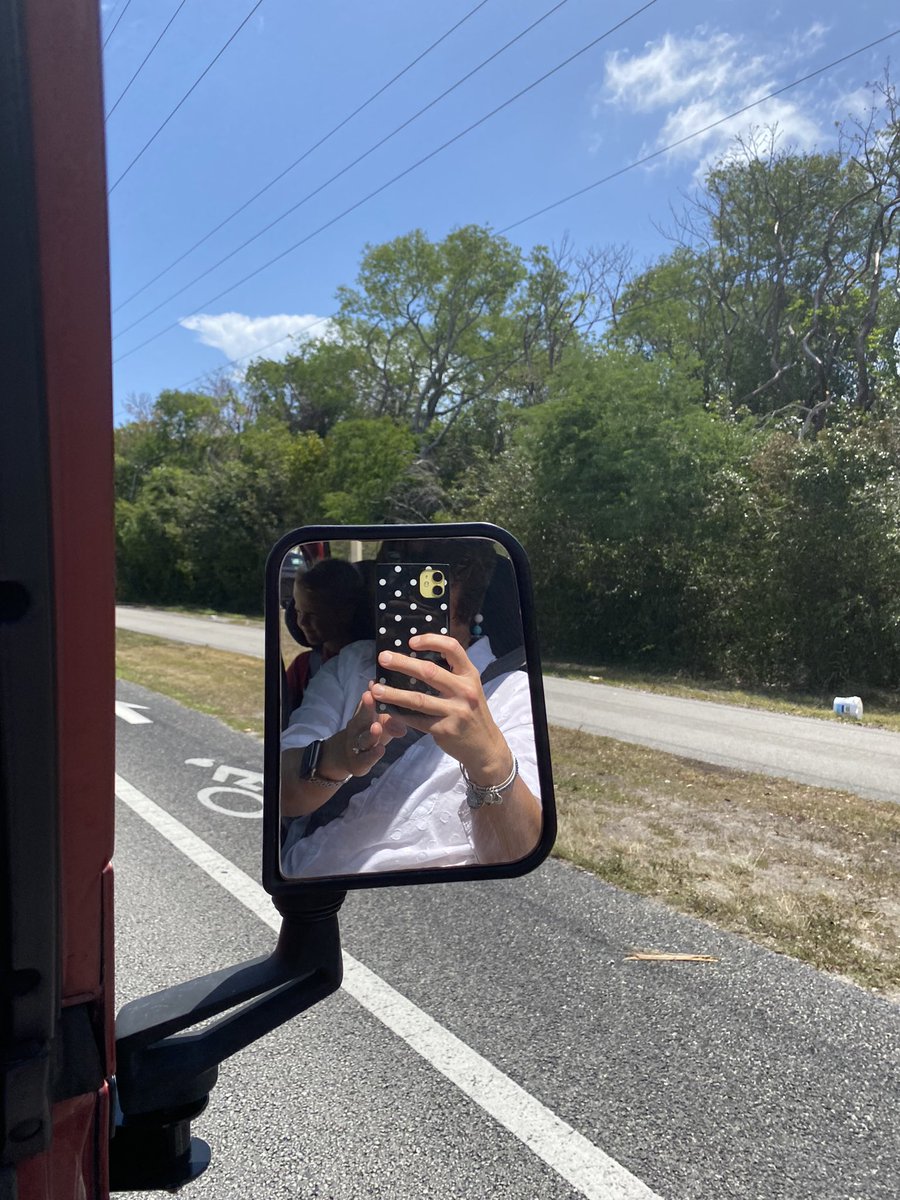 AliciaintheKeys's tweet photo. #MothersDay #jeeplife #keyslife @flauntcases https://t.co/bNXAue30et