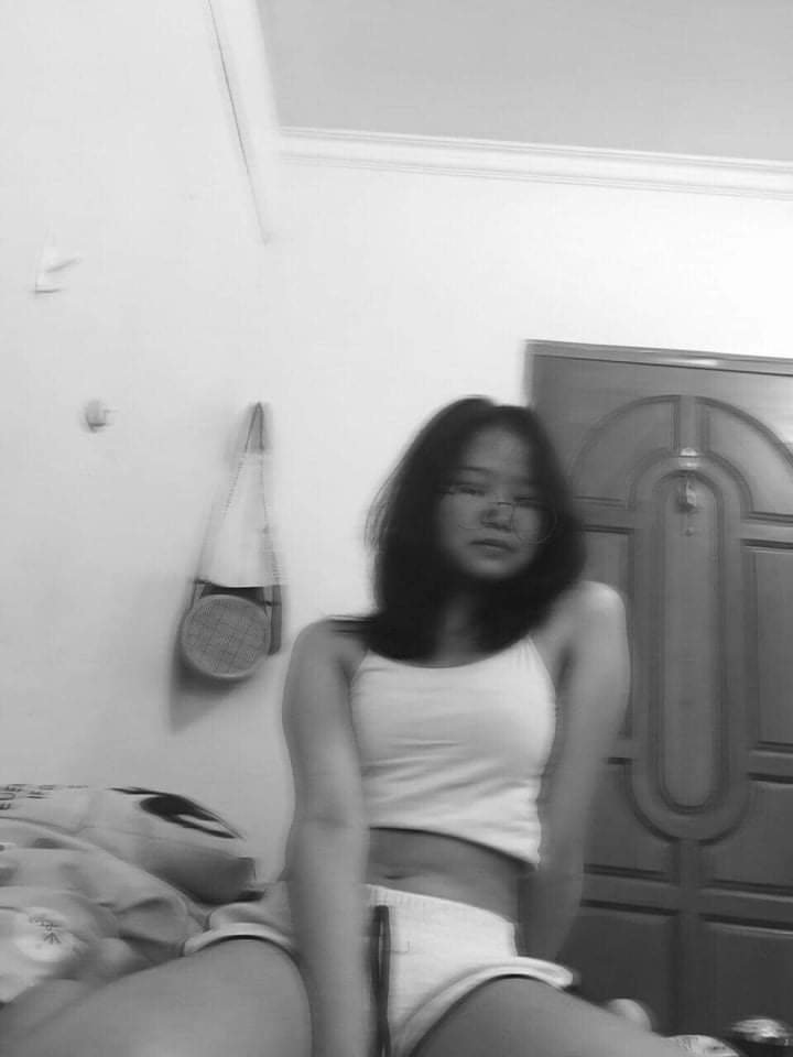 Chole69566's tweet photo. I'm back 🥴 https://t.co/Uhudr7dXVh