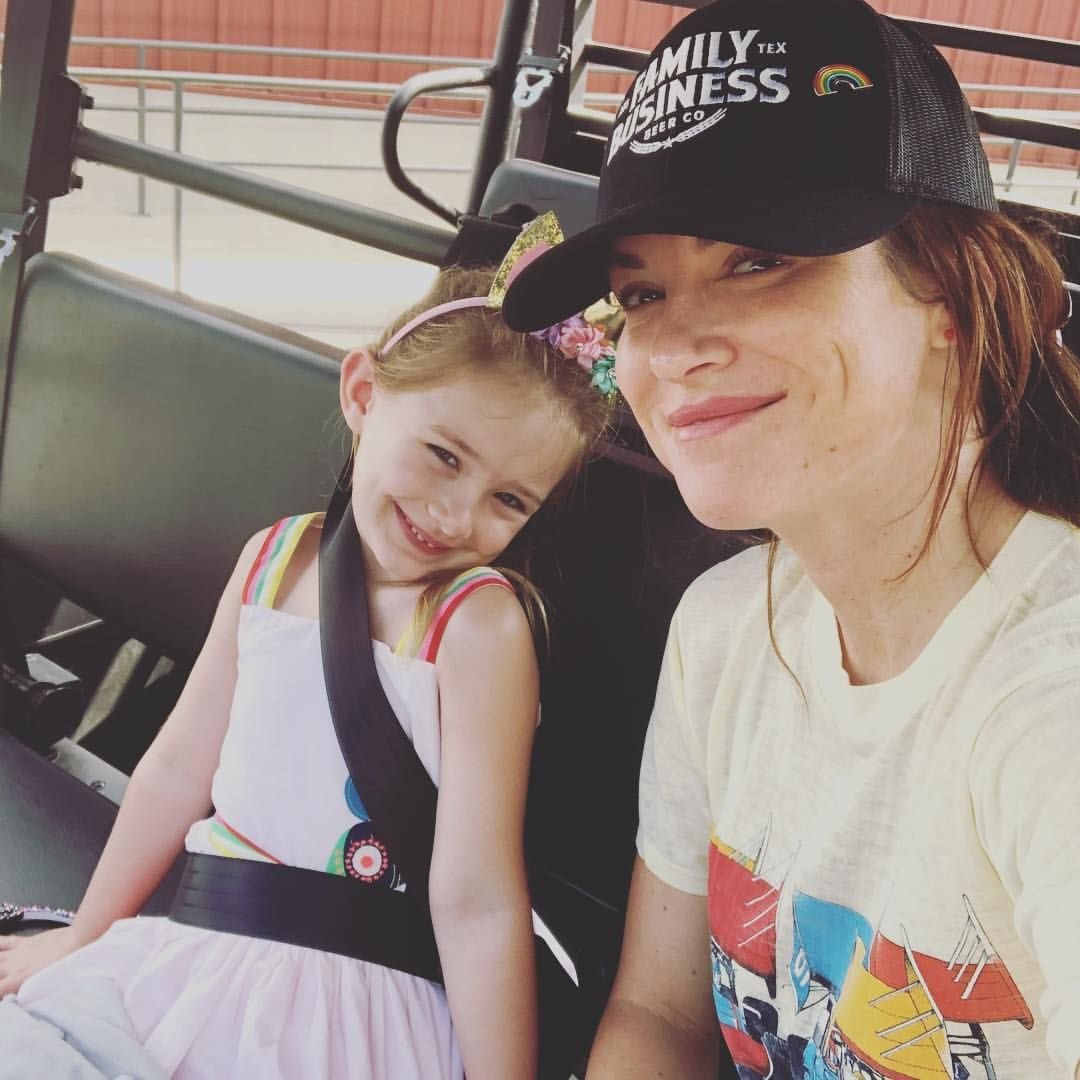 danneelthinker's tweet photo. happy mother's day danneel <3 https://t.co/7UjXdXVEyD