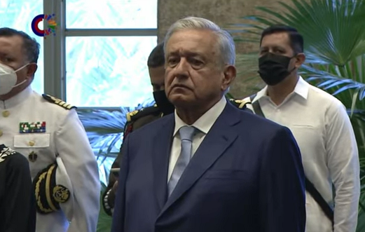 ManuelGaleazz1R's tweet photo. Retumba el himno nacional mexicano en el Palacio de la Revolución de #Cuba. El presidente @lopezobrador_ recibirá la Orden José Martí , “amigo sincero de #Cuiba y su pueblo” @Notimex #RedAMLO 🇨🇺🇲🇽 #GiraPorCentroAmericaYCuba #CubaYMéxico #AMLOenCuba https://t.co/1eixbNMiTK