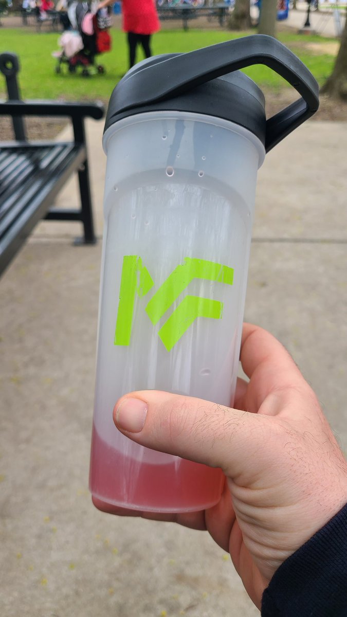 exosevil's tweet photo. If you're not drinking @FyzicalMeta  then what are you waiting for? https://t.co/lzsoluwUiG