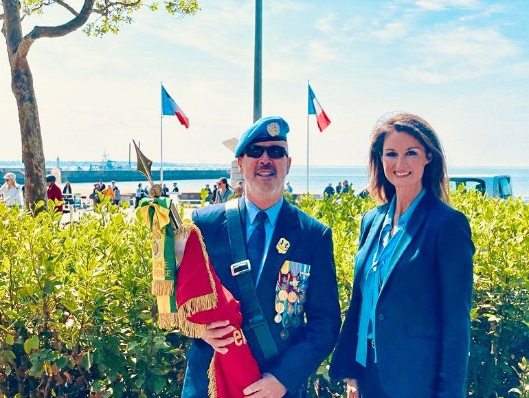 AndreaPorcher's tweet photo. 🇫🇷Commémoration du #8mai1945
77e anniversaire de la Victoire des alliés sur l’Allemagne nazie.
Honneur aux soldats qui ont sacrifié leurs vies pour notre liberté.
Représentation @C_MORANCAIS #régionpaysdelaloire
#unc44 #ancienscombattants https://t.co/KuvgwlEZT0