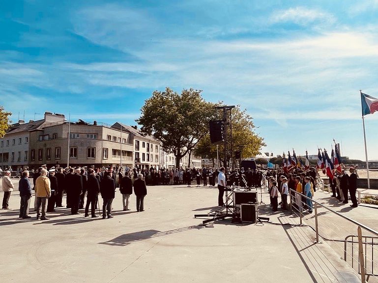 AndreaPorcher's tweet photo. 🇫🇷Commémoration du #8mai1945
77e anniversaire de la Victoire des alliés sur l’Allemagne nazie.
Honneur aux soldats qui ont sacrifié leurs vies pour notre liberté.
Représentation @C_MORANCAIS #régionpaysdelaloire
#unc44 #ancienscombattants https://t.co/KuvgwlEZT0