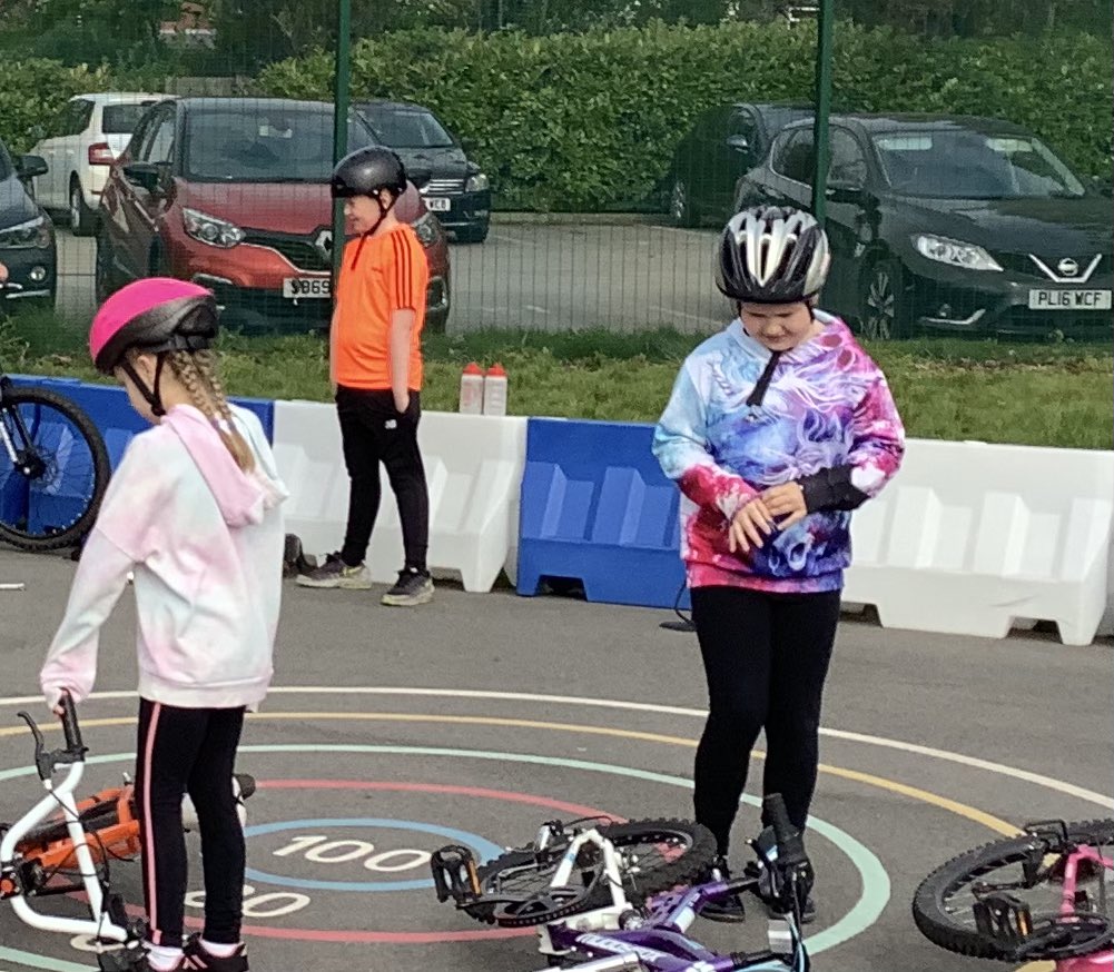 LordsgateCE's tweet photo. Year 5 worked extremely hard to complete their Level 2 Bikeability. #lordsgatepassport https://t.co/4NdM0tk0SI