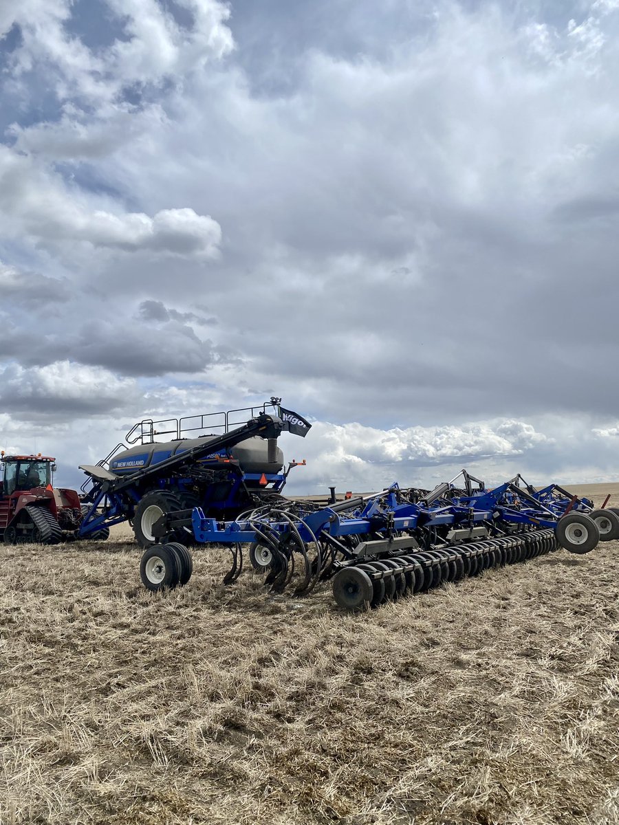 Happy Mother's Day everyone! My first <a href="/BASFAgSolutions/">BASF Agricultural Solutions Canada</a> canola DST is in the ground in southern AB, shout out to Rockvun Farms 🙌🏼. Come out to check out your favourite #InVigor hybrids this summer!