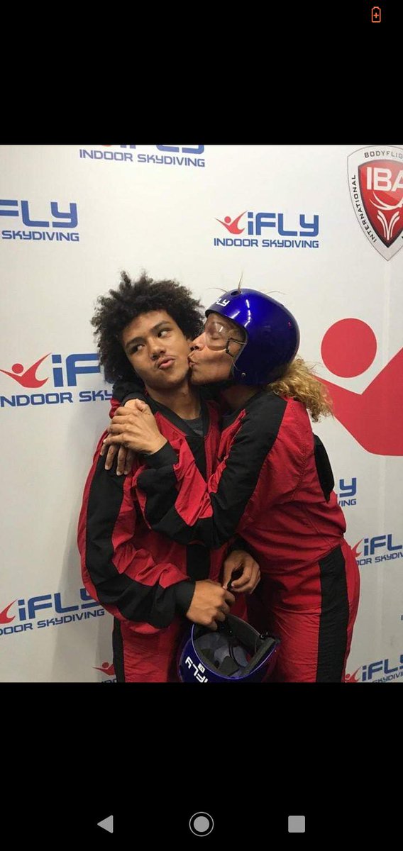 QueenBrynn1's tweet photo. @C_Giles23 My baaayyybbbeeeeee.... Thank youuuuu for being so awesome, honest, kind, loving, caring and responsible. You've made my job super easy! Thanks for choosing me to be your Mom! 🙏🏼🌺 #belovedson #bestjobever #yesmommingisajob https://t.co/ZwUJ2D5RBy