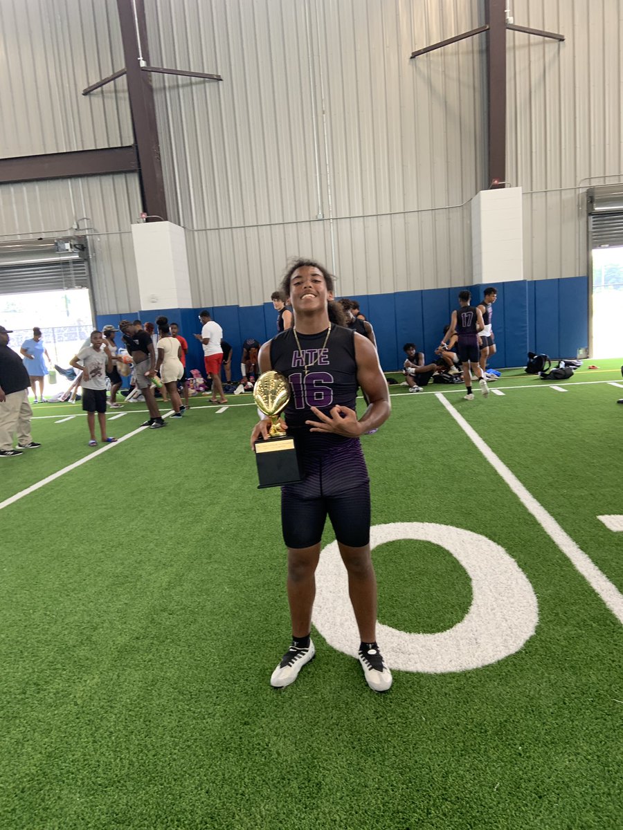 TierganBurl's tweet photo. ANOTHER WIN 🔥🔥@HTE7v7 https://t.co/t2QGTghEDG