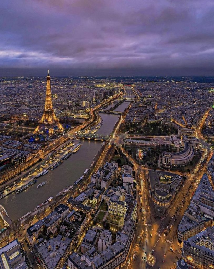 W0rld2026's tweet photo. Paris by night https://t.co/3vK7SjKwDT