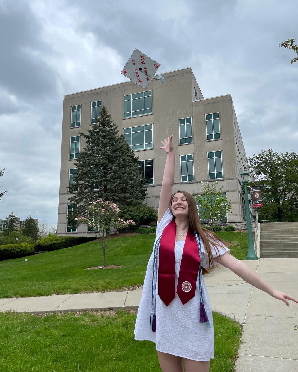 Officially a college grad! Onto the next adventure 🎓❤️ #IUBGrad #IndianaUniversity #Classof2022