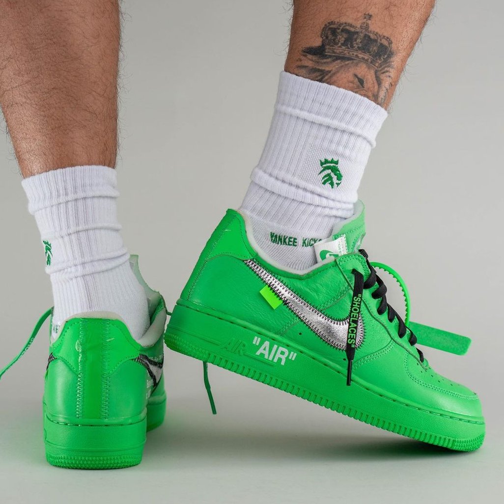nike off white air force 1 volt on feet