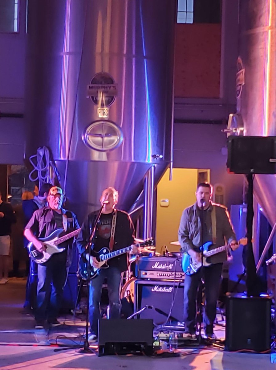 Such a great time <a href="/MurphysLawShine/">MurphysLawMoonshine</a> thanks for coming out and supporting a great cause