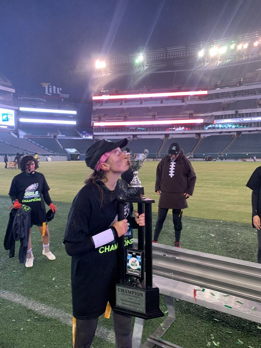 bridgem334's tweet photo. It’s truly an honor to be able to win the first ever Eagles Girls Flag Football Championship! We completed the perfect 12-0 season. Thank you to everyone who believed in us, but also everyone who doubted us💪 @Eagles @NFLFLAG https://t.co/pMmXcbCYL0