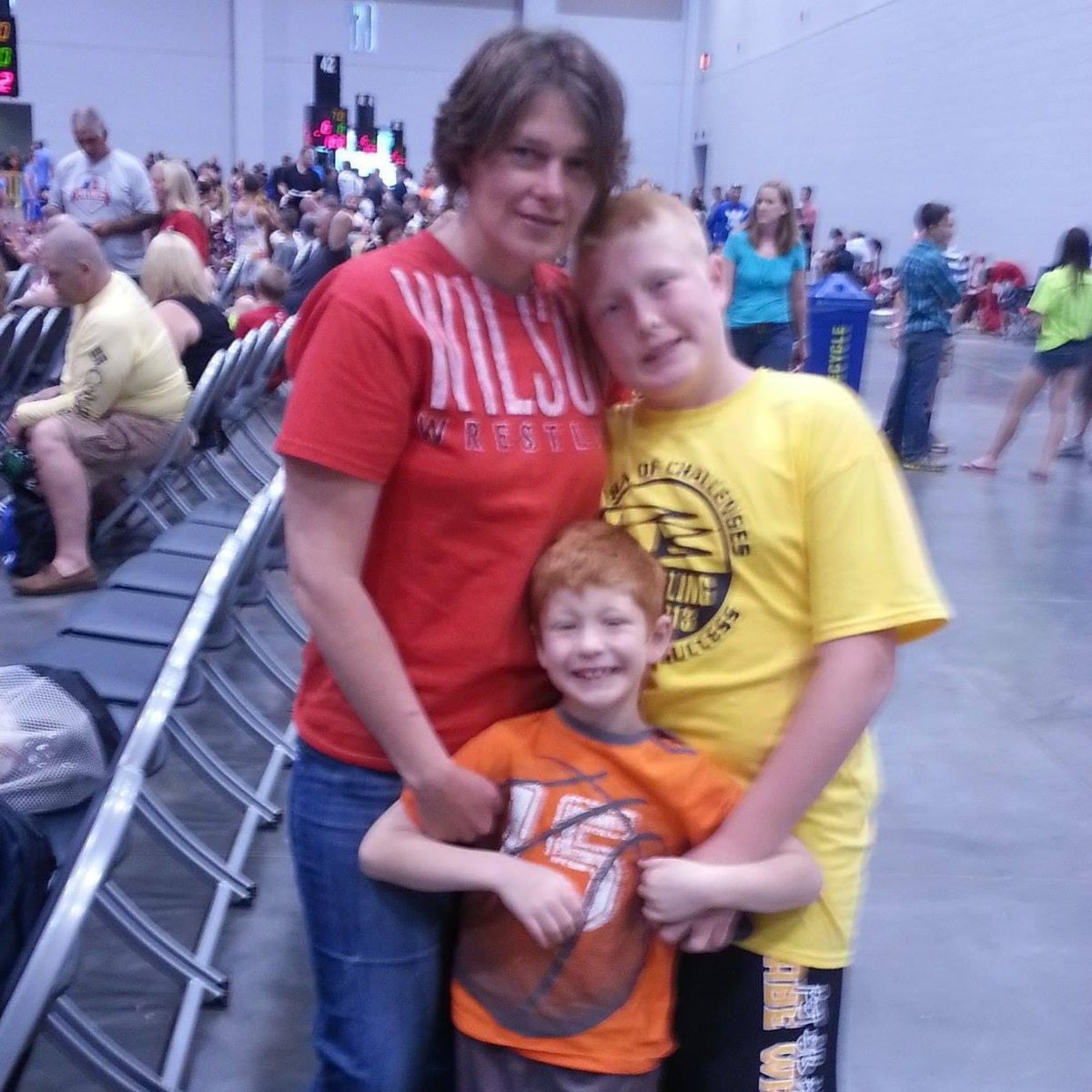 TrisVaughan's tweet photo. #MothersDay #WrestlingShirtADayinMay #Pitbullwrestling #abetrained #Wilsonwrestling #nhscaduals #virginiabeach https://t.co/l0O8nPREc7
