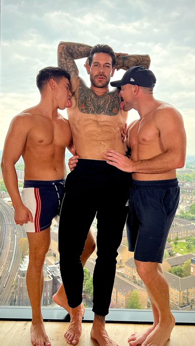 RT if you love watching your Papi be worshipped&hellip; https://t.co/wW8VHfZMBE<a href="/tag/papikocic"class="tags"><span>#papikocic</span></a>
