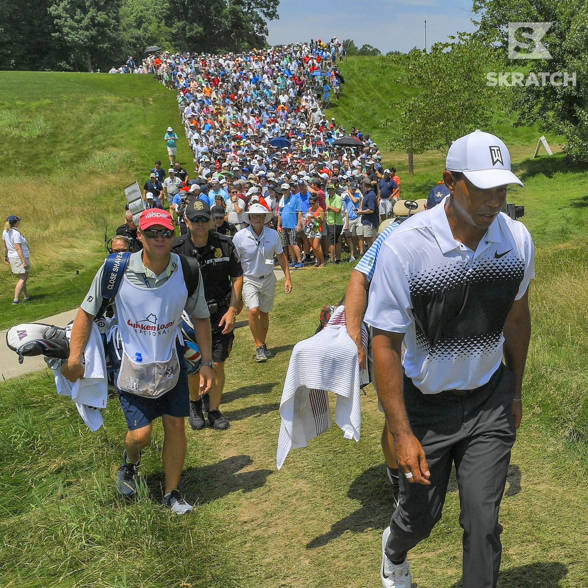 Skratch's tweet image. The #TigerEffect in full force at TPC Potomac in 2018.