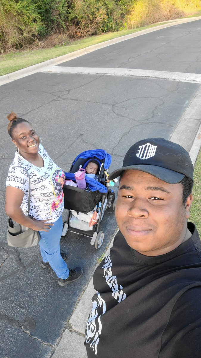 FRZ White tweet media