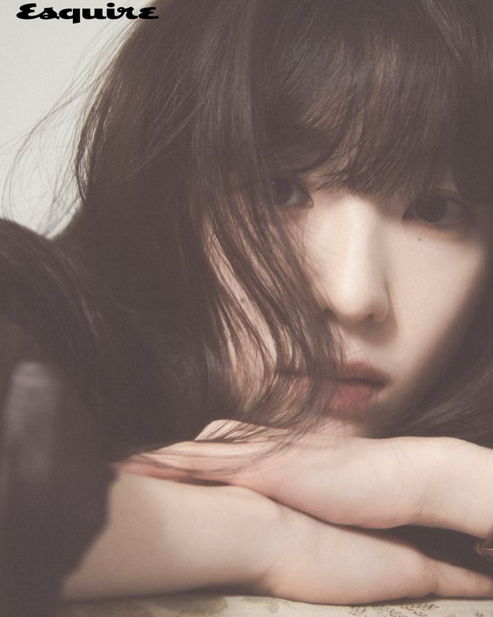 Captured in sullen hues, whereas no single crown nor jewelry was spotted on my figure. And yet, I was deemed as the perpetual queen of this heaven like dwelling. An unbound elegance, beautifully arranged in a sequence of photographs. Taken solely by Esquire Korea.