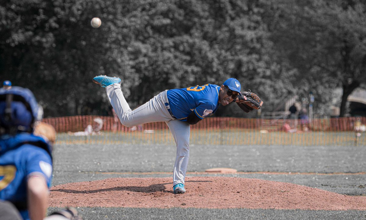 hillr02's tweet image. A first for me today, capturing some action from the @swbleague fixture between both @CardiffBaseball squads - #CardiffMerlins 1st &amp;amp; 2nds ☀️⚾