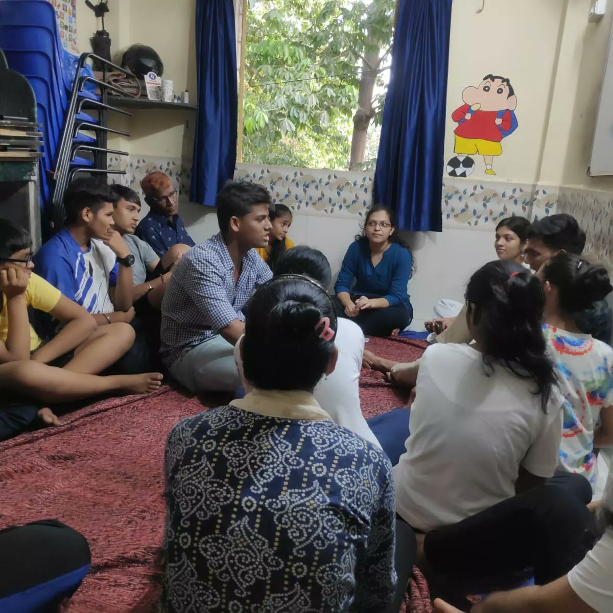 AbvpColaba's tweet photo. ABVP Colaba organised  career guidance session on8th May2022 to assist students in picking out their future careers and charting out their professional life.The students thoroughly enjoyed the session and were glad to have gotten the required help in making appropriate decisions. https://t.co/l5GyhNhAnV