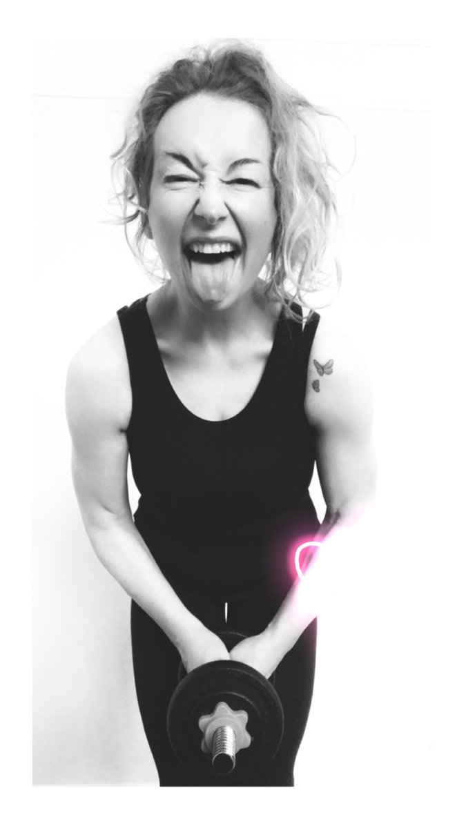 Laramccrae77's tweet image. 🖤💪🏻Sunday Workout🖤💪🏻

#getyoursweaton 🥵
#trainingforlife 
#ownit