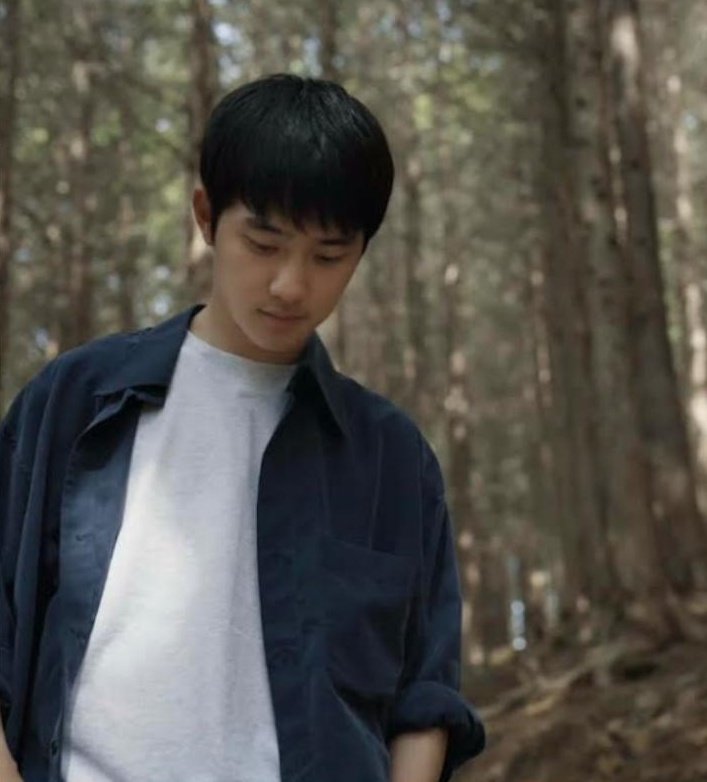 BadhonMirza2's tweet photo. its time to call him ajusshi 👨👨
but just look at his face..😍😍😘😘

#DO(D.O.) #DOHKYUNGSOO #kyungsoo #도경수 #디오 #엑소 #엑소디오 #EXO #ofthegrid @weareoneEXO @hourlydks @hourlyEXO https://t.co/yjvDYz12fU