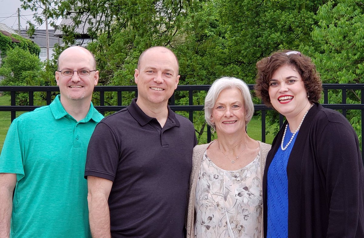 tcsgeek1's tweet photo. Happy Mother's Day Janet Mullican!  Thank you for always believing in us! https://t.co/Tt7qbnLgzj