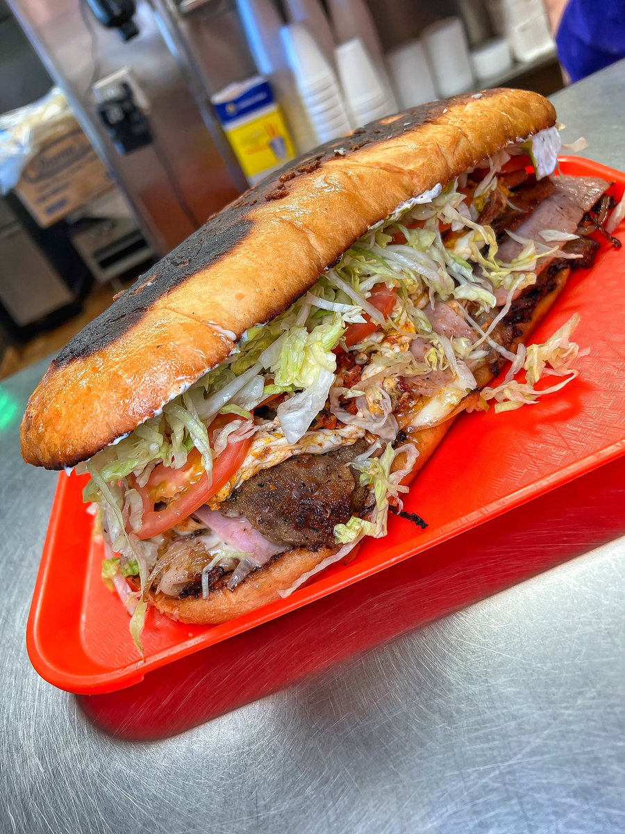 TastingVegasBea's tweet photo. More than 20ys in #Lasvegas Las Famosas de Jose! GIANT TORTAS! #mexicanrestaurant #viralfood https://t.co/eYRQBzfvCA