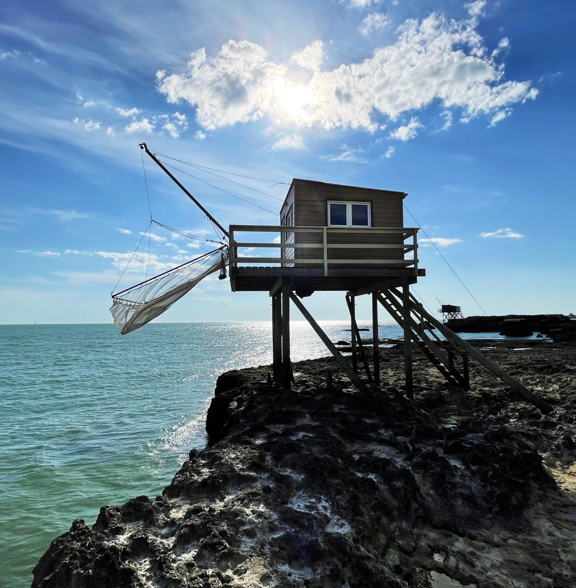 BordAtlantique's tweet photo. #stpalaissurmer les #carrelets #plage du Platin #nature #beautifuldestinations #beautifulnature #like #photography #photographer #photooftheday #moment #smile #lifestyle #Twitter https://t.co/KrVf85Civu