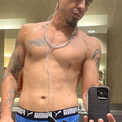 YoungLOfficial's tweet photo. #NewProfilePic https://t.co/CcINJoQPur
