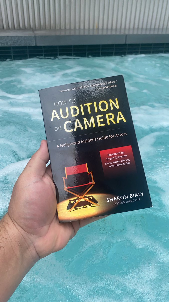 daviddeshong's tweet photo. Today’s read. I am branching out and overcoming fears. I will be pursuing an acting career. I have been taking private lessons over the past year and have never been more excited. Life is a fairy tale if you believe that. 

Stayed tuned and follow along this journey.
#actor https://t.co/kf4x7Zkagk