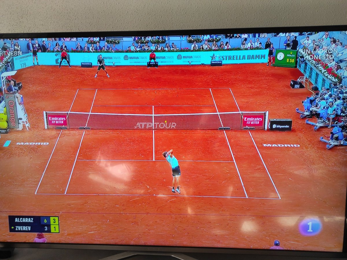 mariofol1's tweet photo. #TenisRTVE8M
Toda Murcia viendo y apoyándose a nuestro murcianico @alcarazcarlos03 https://t.co/neAYJCm0rE