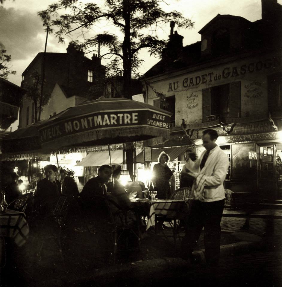 Valmad7's tweet photo. Paris en 1950
Place du Tertre
Photo de Roger Schall https://t.co/NKJOdXOsey