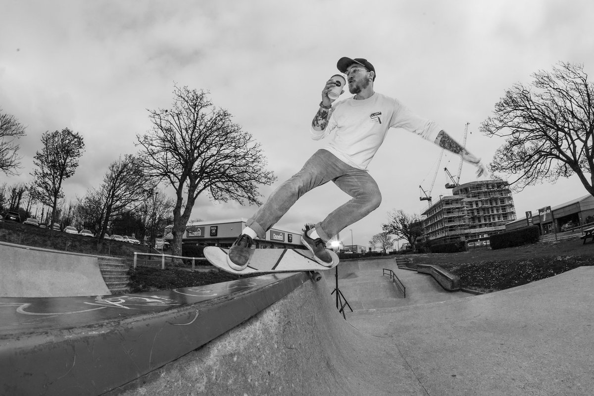 Some more black and white skateboarding. 

#skateboarding #photography #skateboardphotography #blackandwhitephotography