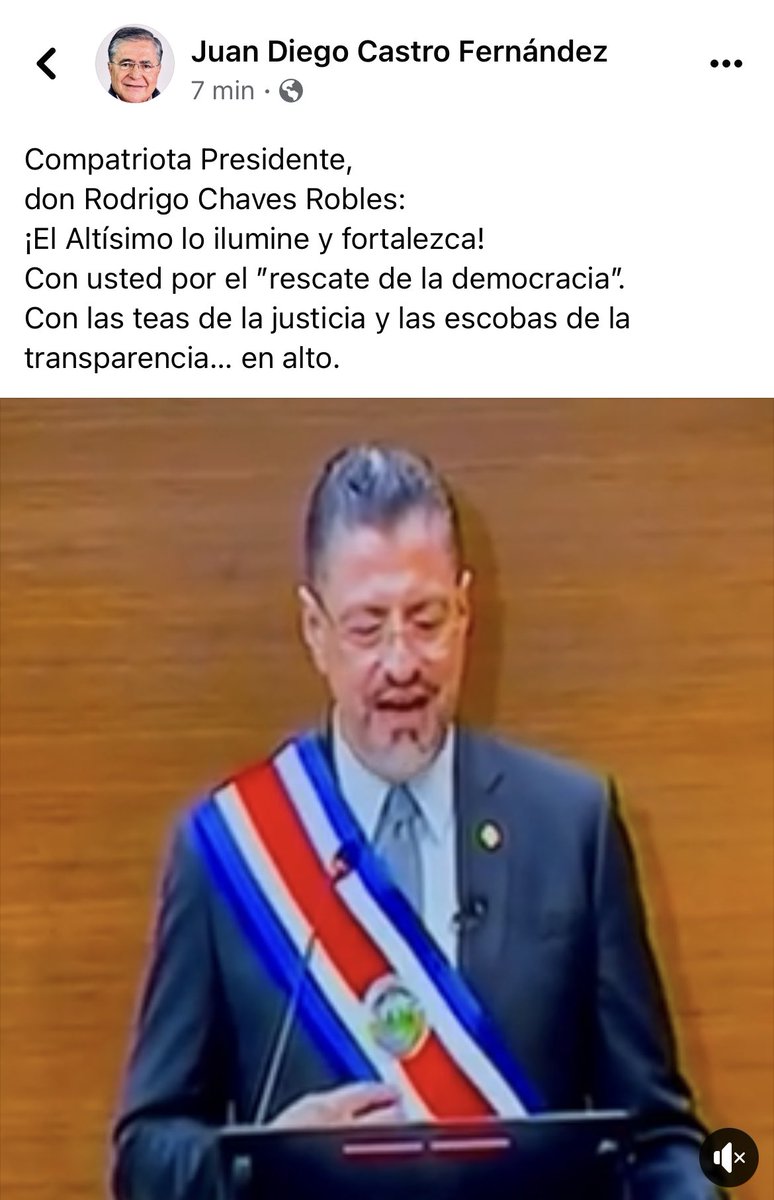 JDiegoCastroCR's tweet photo. Compatriota Presidente, 
don Rodrigo Chaves Robles: 
¡El Altísimo lo ilumine y fortalezca!  
Con usted por el ”rescate de la democracia”. 
Con las teas de la justicia y 
las escobas de la transparencia… 
en alto.

https://t.co/kiJhwf9iOT https://t.co/l1SGHtsqEB